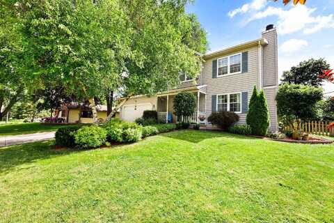 136 Minnetonka Way, Waterloo, WI 53594