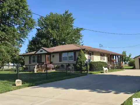 469 SE 100, Clinton, MO 64735