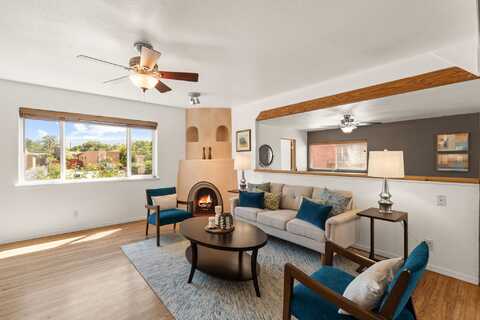 110 Camino De Las Crucitas, Santa Fe, NM 87501