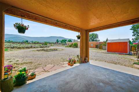 176 Maestas Road, Ranchos de Taos, NM 87557