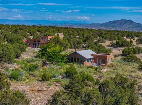 60 Tarantula Flats, Cerrillos, NM 87010