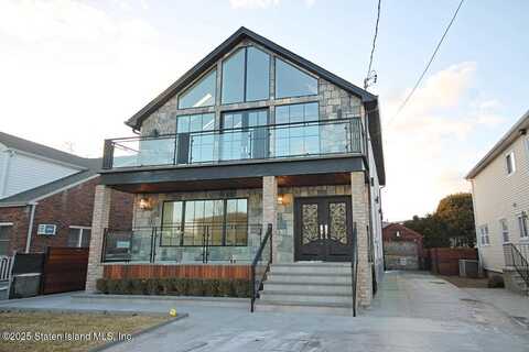 82 Piedmont Street, Staten Island, NY 10305