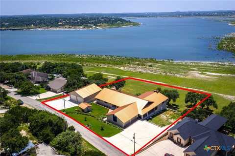 800 Military Drive, Canyon Lake, TX 78133