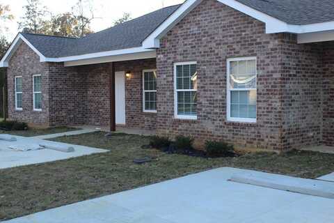 1013 Bassett Dr Apt. B, Mccomb, MS 39648