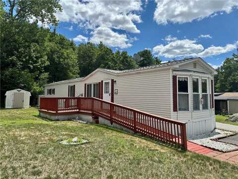 35 Sherwood Valley Lane, Coventry, RI 02816