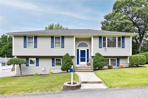 17 Middle Street, North Providence, RI 02911