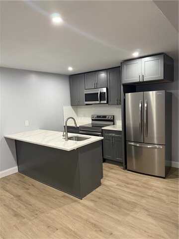606 River Avenue, Providence, RI 02908