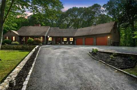 2 Spinney Lane, North Kingstown, RI 02852