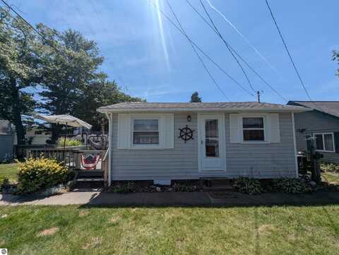 152 N Huron, Au Gres, MI 48703