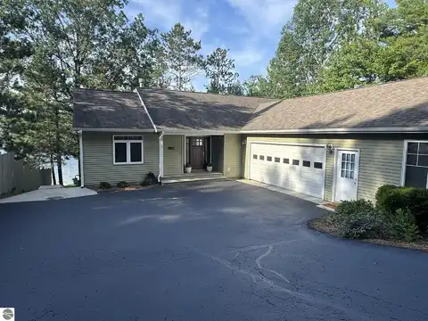 3214 Tibbets Drive, Traverse City, MI 49696