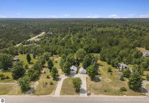 W Kalkaska Road, Kalkaska, MI 49646