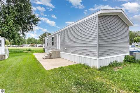 842 Hickory Street, Beaverton, MI 48612