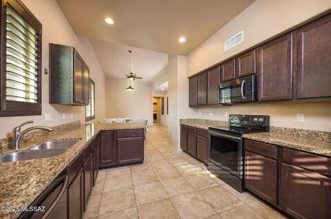 10571 E Marchetti Loop, Tucson, AZ 85747