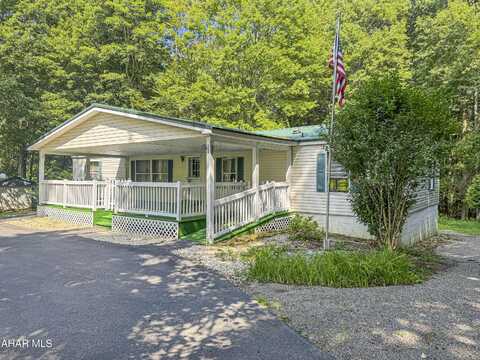 496 Vic Miller Road, Strongstown, PA 15957