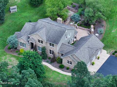 1402 Pittman Hollow Road, Everett, PA 15537