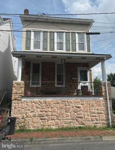212 E MARKET STREET, SCHUYLKILL HAVEN, PA 17972