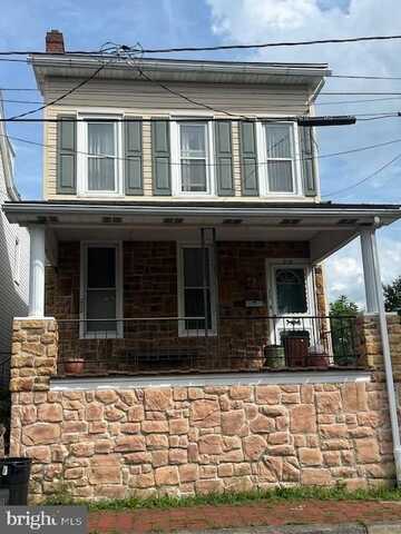 212 E MARKET STREET, SCHUYLKILL HAVEN, PA 17972