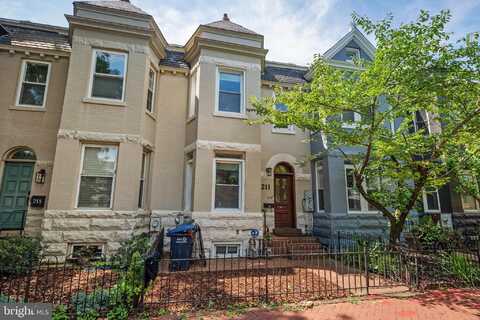 211 F STREET NE, WASHINGTON, DC 20002