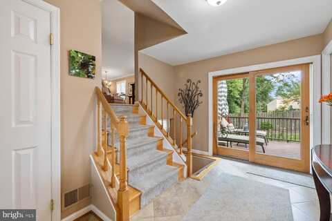 8801 NEWELL COURT, SPRINGFIELD, VA 22153