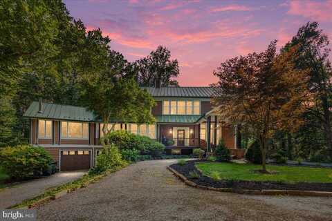 8501 COUNTRY CLUB LANE, WARRENTON, VA 20186