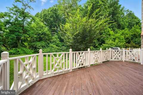 10189 CASTLEWOOD LANE, OAKTON, VA 22124