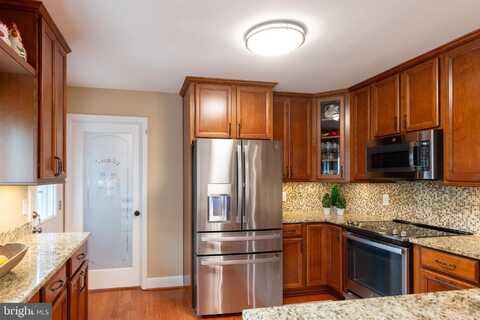 7304 MIZZEN PLACE, BURKE, VA 22015