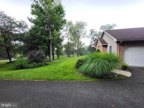 212 WALNUT DALE ROAD, SHIPPENSBURG, PA 17257
