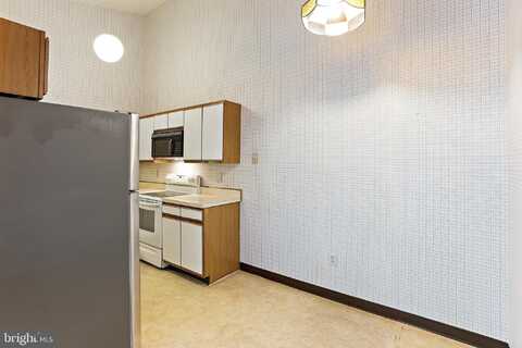 1 GINFORD PLACE, BALTIMORE, MD 21228