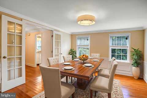18917 N MEADOW FENCE ROAD, MONTGOMERY VILLAGE, MD 20886