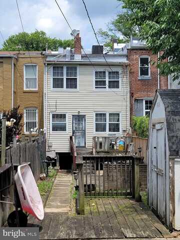 710 TAYLOR STREET NW, WASHINGTON, DC 20011