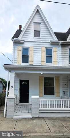 9 JURY STREET, HIGHSPIRE, PA 17034