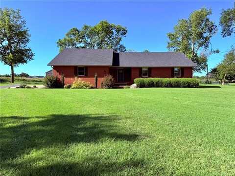 1904 Mayflower RD, Bentonville, AR 72713