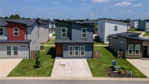 890 Illinois AVE, Bentonville, AR 72713