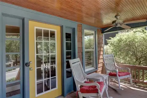 220 W Lafayette ST, Fayetteville, AR 72701