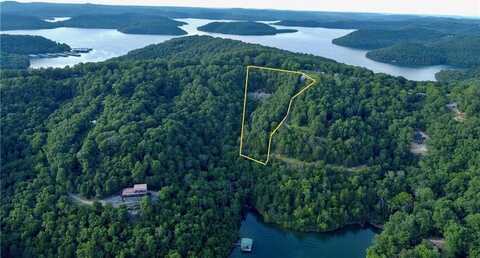50 Woodlake DR, Eureka Springs, AR 72631