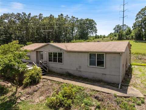 19235 Black Oak RD, Fayetteville, AR 72701