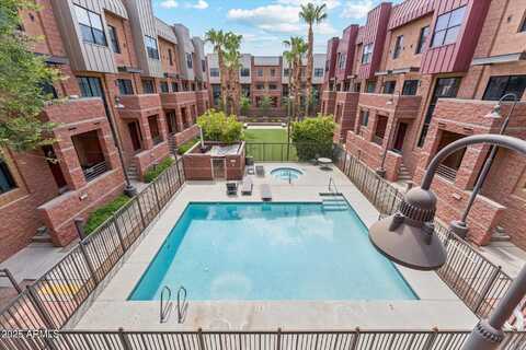 330 S FARMER Avenue, Tempe, AZ 85281