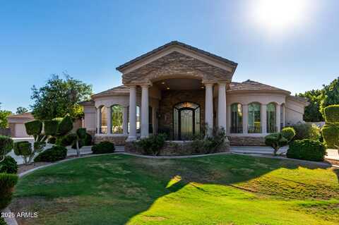 290 N PORTLAND Avenue, Gilbert, AZ 85234