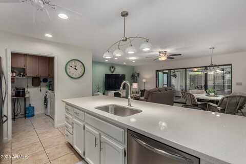 2105 S ZINNIA Avenue, Mesa, AZ 85209