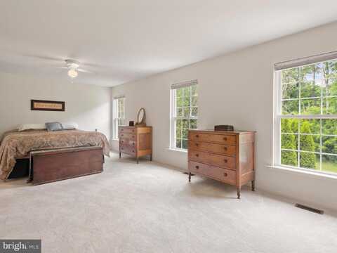 102 BROOKHAVEN LANE, DOWNINGTOWN, PA 19335