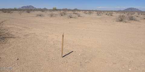 426xx W Montebello Avenue, Tonopah, AZ 85354
