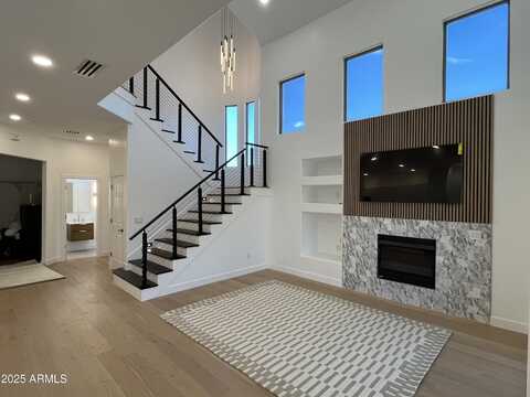 16420 N thompson peak Parkway, Scottsdale, AZ 85260