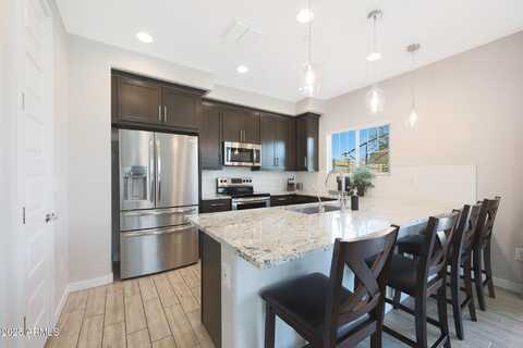 4100 S PINELAKE Way, Chandler, AZ 85249