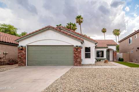 48 N STARBOARD Drive, Gilbert, AZ 85234