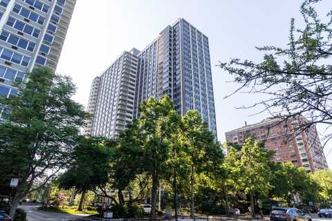 4250 N. Marine Drive, Chicago, IL 60613