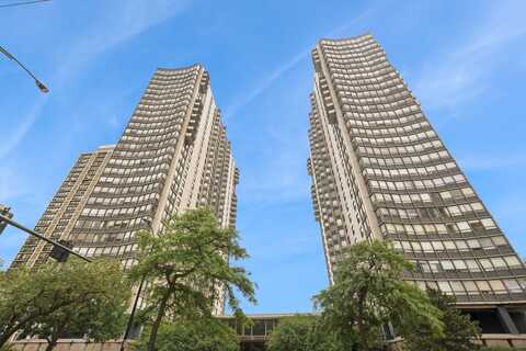 5701 N. Sheridan Road, Chicago, IL 60660