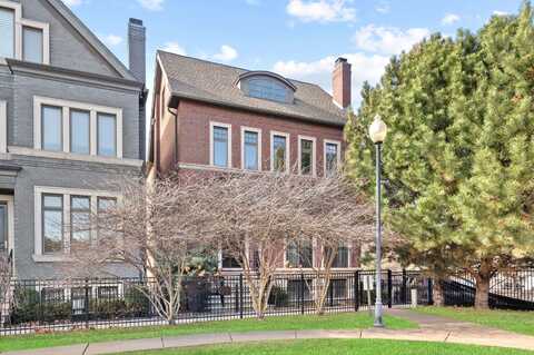 2730 N. HARTLAND Court, Chicago, IL 60614