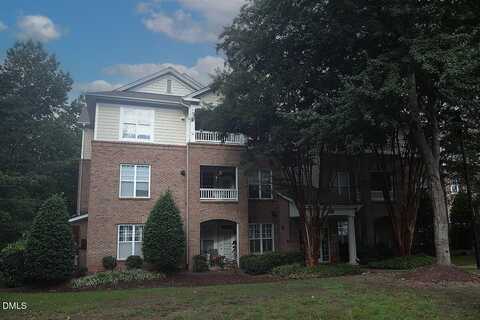 8011 Allyns Landing Way, Raleigh, NC 27615