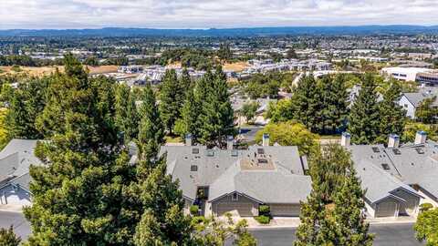 2008 Stonefield Lane, Santa Rosa, CA 95403