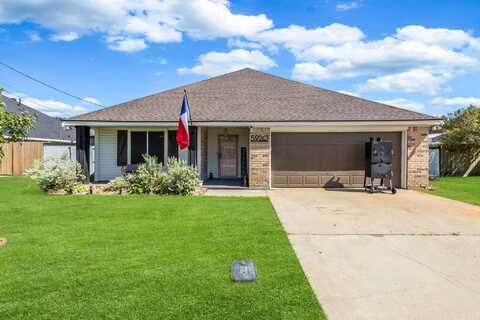 5920 Crockett, Lumberton, TX 77657